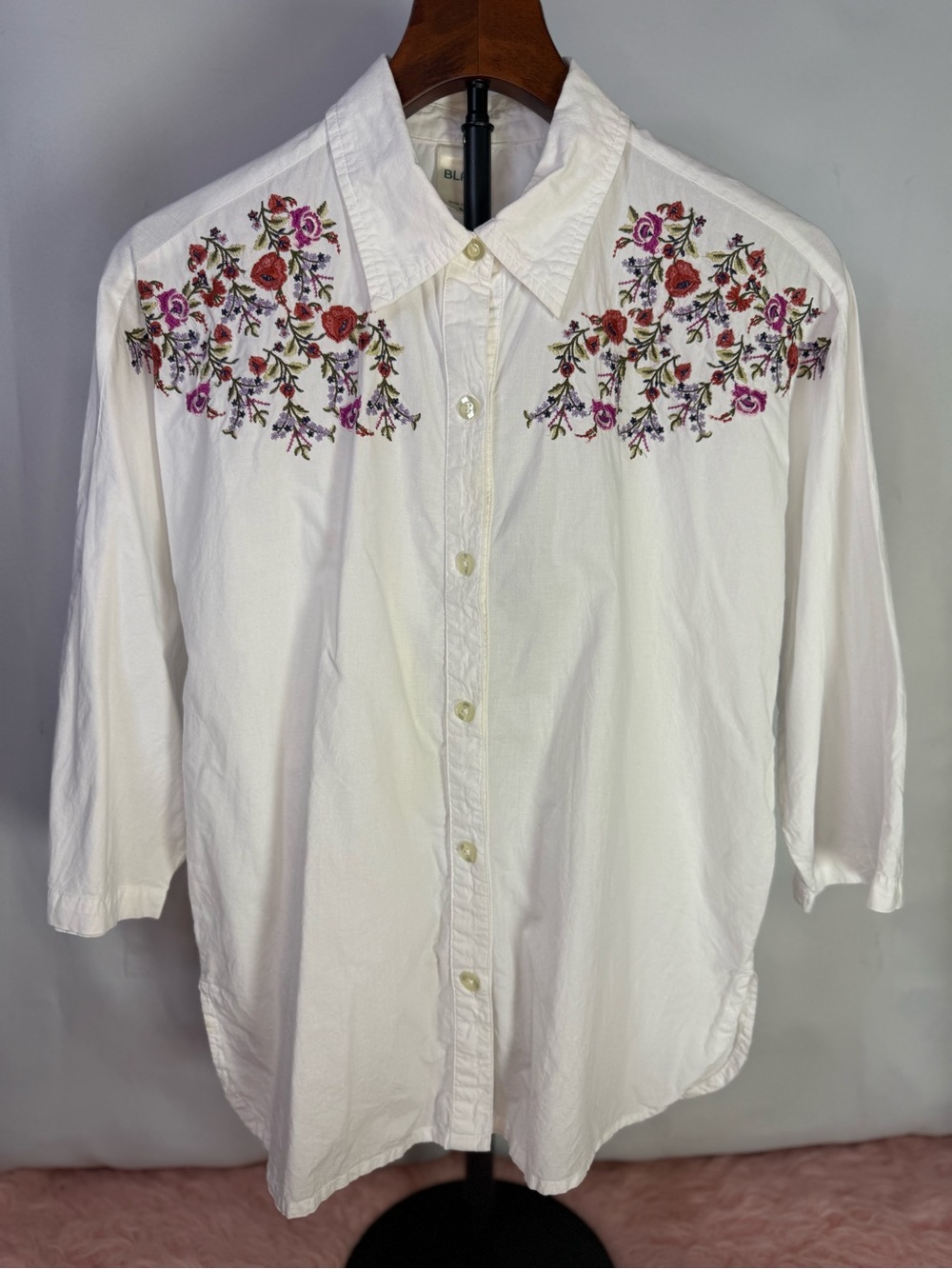 Blair - 100% Cotton White Floral Embroidered Shoulder Button-Up Shirt - Size S